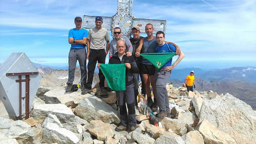 Aneto - Aneto 3404metro,Abarkero,José Manuel Merino,Litri,Juantxo gaztelumendi,Santi irurieta,Mikel mariezcurrena,Mikel ubiria.