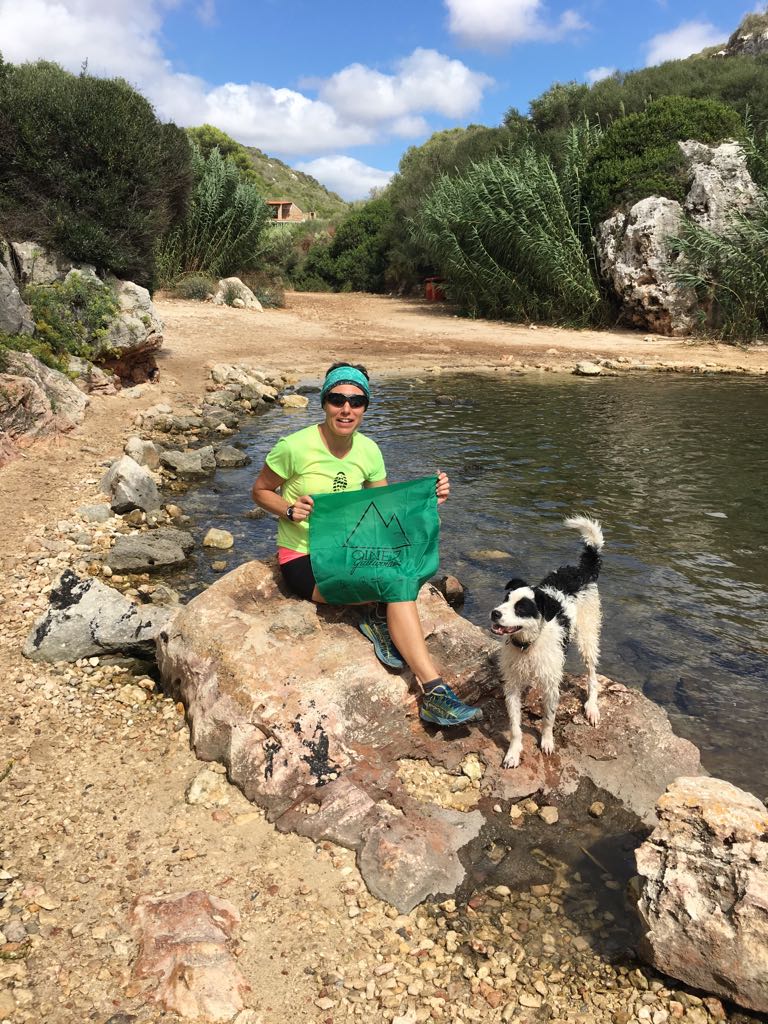 Cami de Cavalls - Tturko eta Gaxtelu Menorkako Cami de Cavalls ibilbidea egiten.